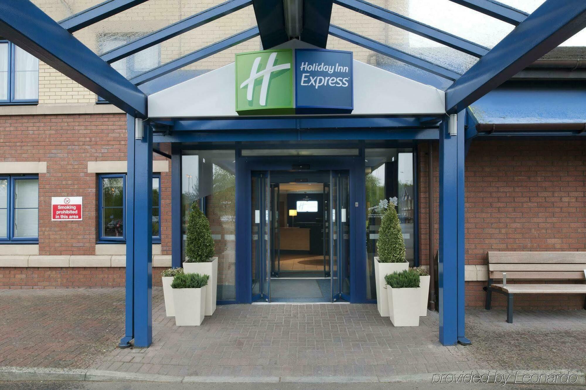 Holiday Inn Express Strathclyde Park M74, Jct 5, An Ihg Hotel Motherwell Kültér fotó